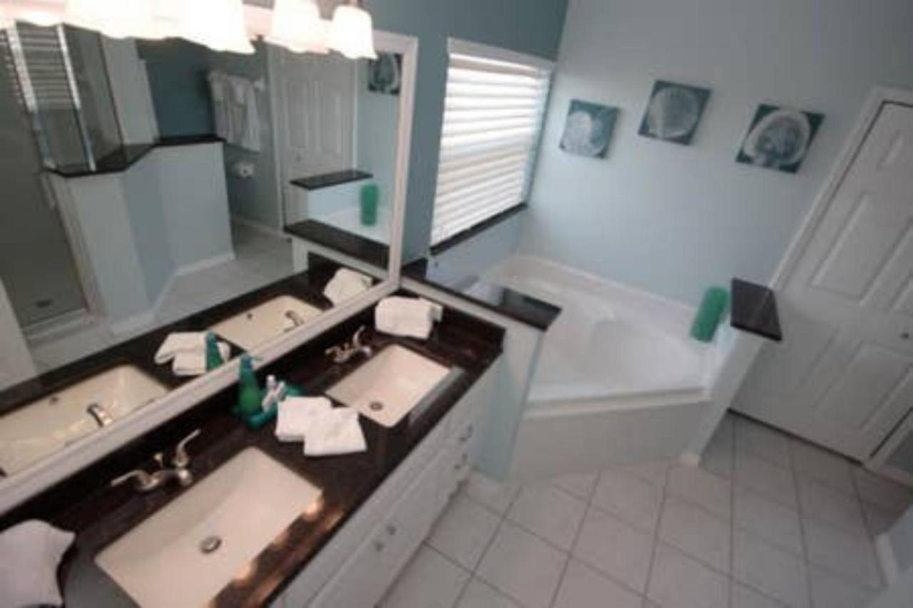 Holiday home Mickeys Movie House, 2 Masters, Pool And Spa *