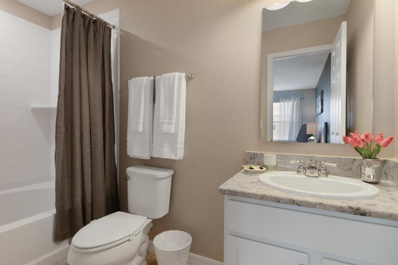 Four Bedroom With Gameroom 5150a Holiday home *