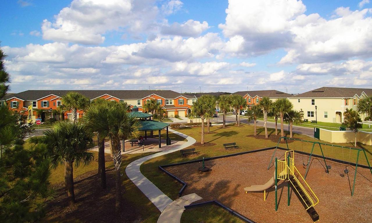 Four Bedroom With Gameroom 5150a Holiday home Kissimmee