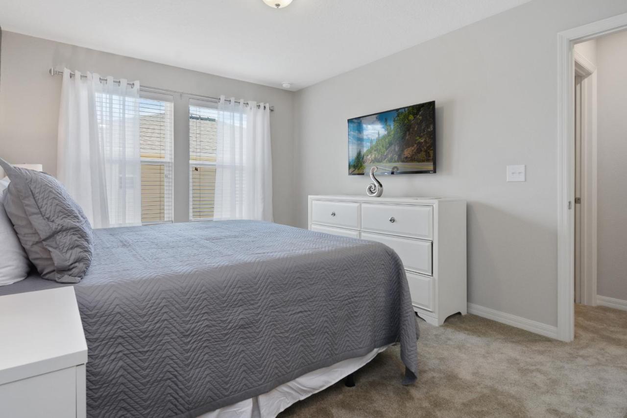 Four Bedroom With Gameroom 5150a Holiday home *