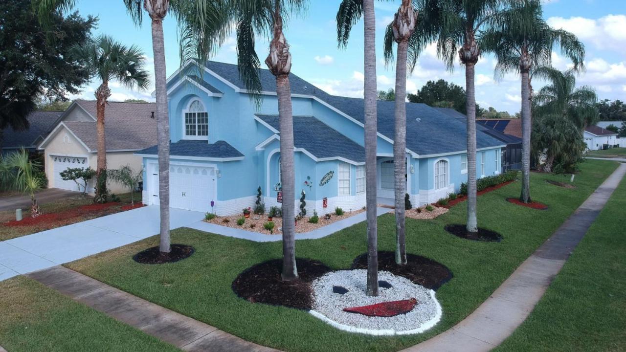 Mickeys Movie House, 2 Masters, Pool And Spa
