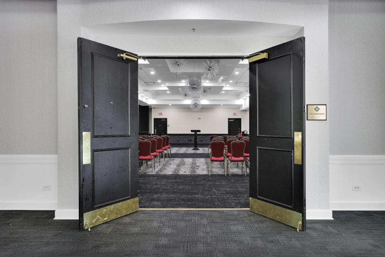 Ramada By Wyndham I-95 By Butler Blvd Hotel