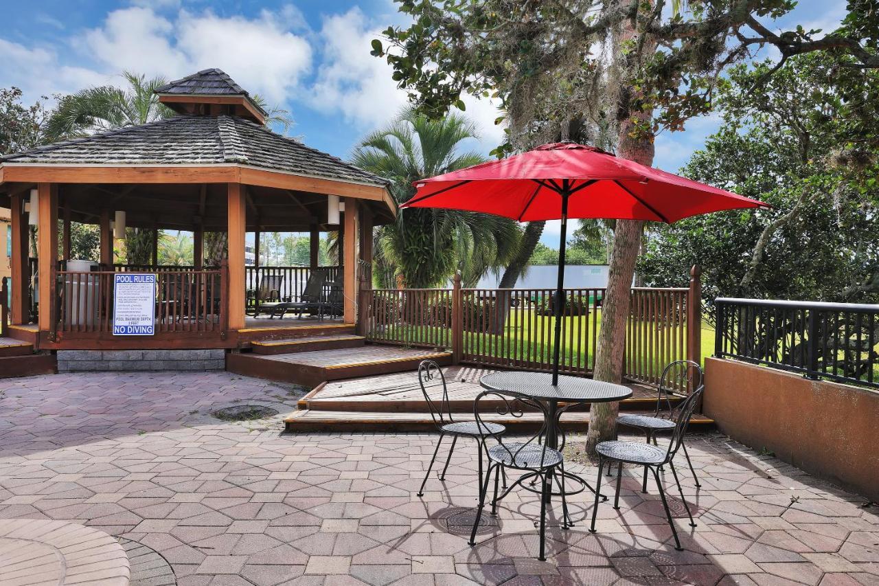Hotel Ramada By Wyndham I-95 By Butler Blvd Jacksonville