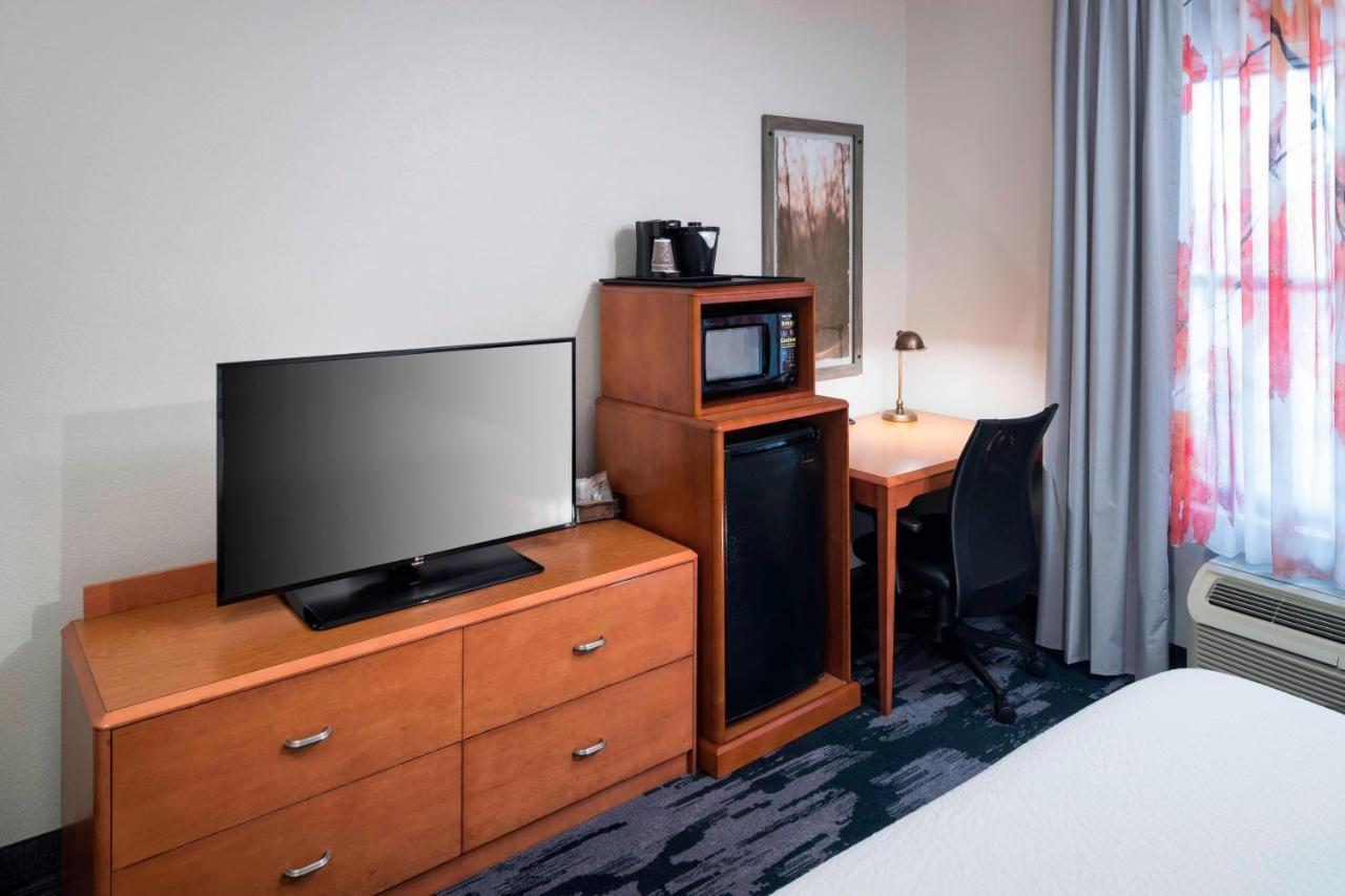 Fairfield By Marriott Orlando At Seaworld Hotel Williamsburg