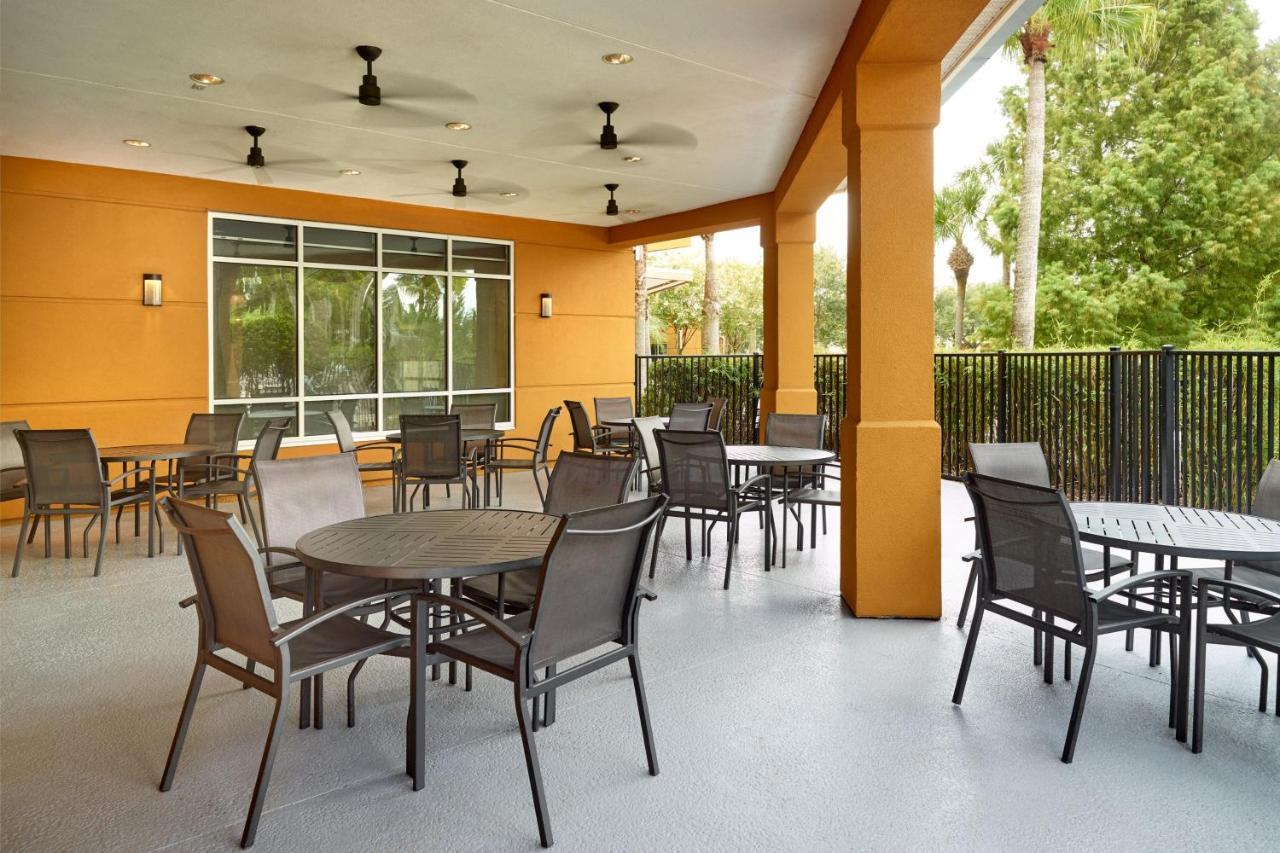 Hotel Fairfield By Marriott Orlando At Seaworld Williamsburg