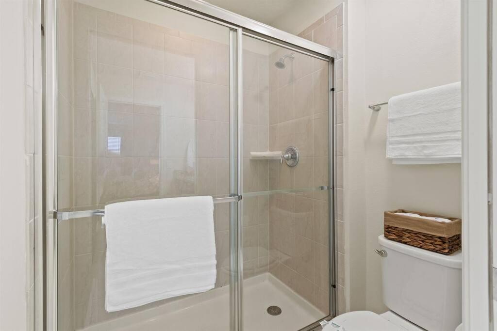 Luxury 5bd/5bh With Pool/bbq Universal Holiday home *