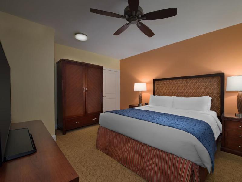 Hotel Marriott's Lakeshore Reserve 3*
