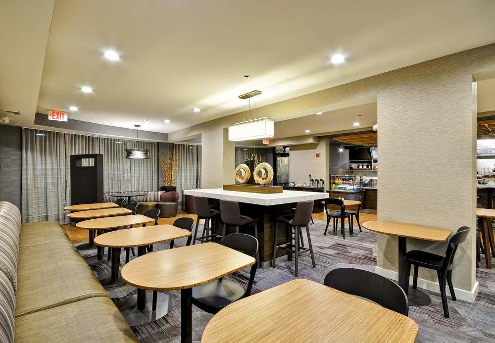 Courtyard By Marriott Airport/ Northeast 3*