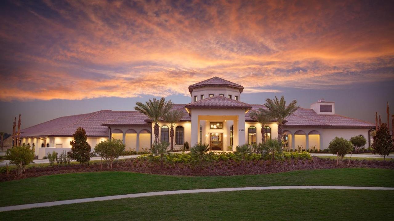 670 Whistling Straits * Kissimmee