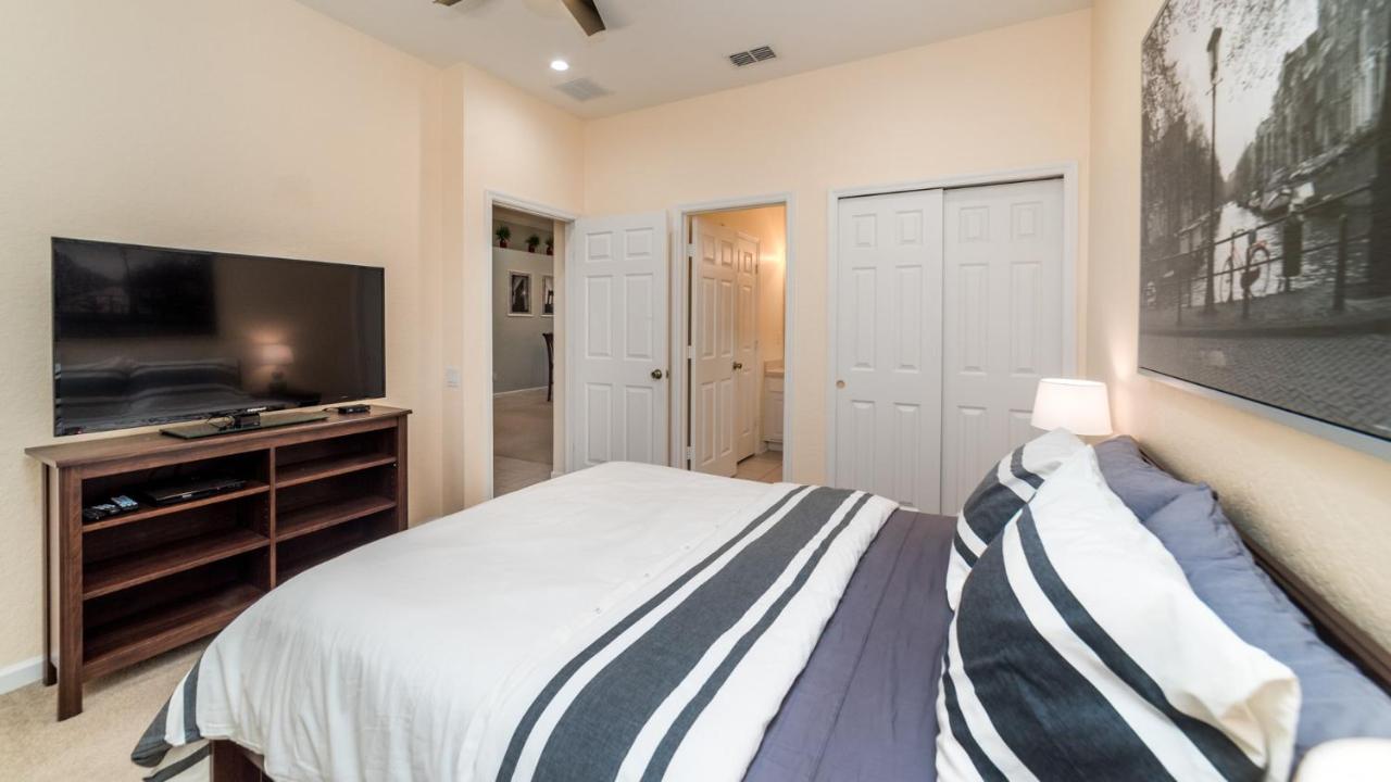 7705 Comrow * Kissimmee