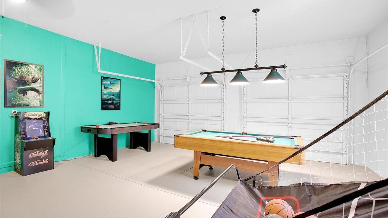 7705 Comrow Holiday home