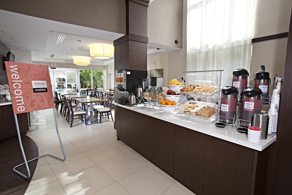 Hotel Comfort Miami Airport North