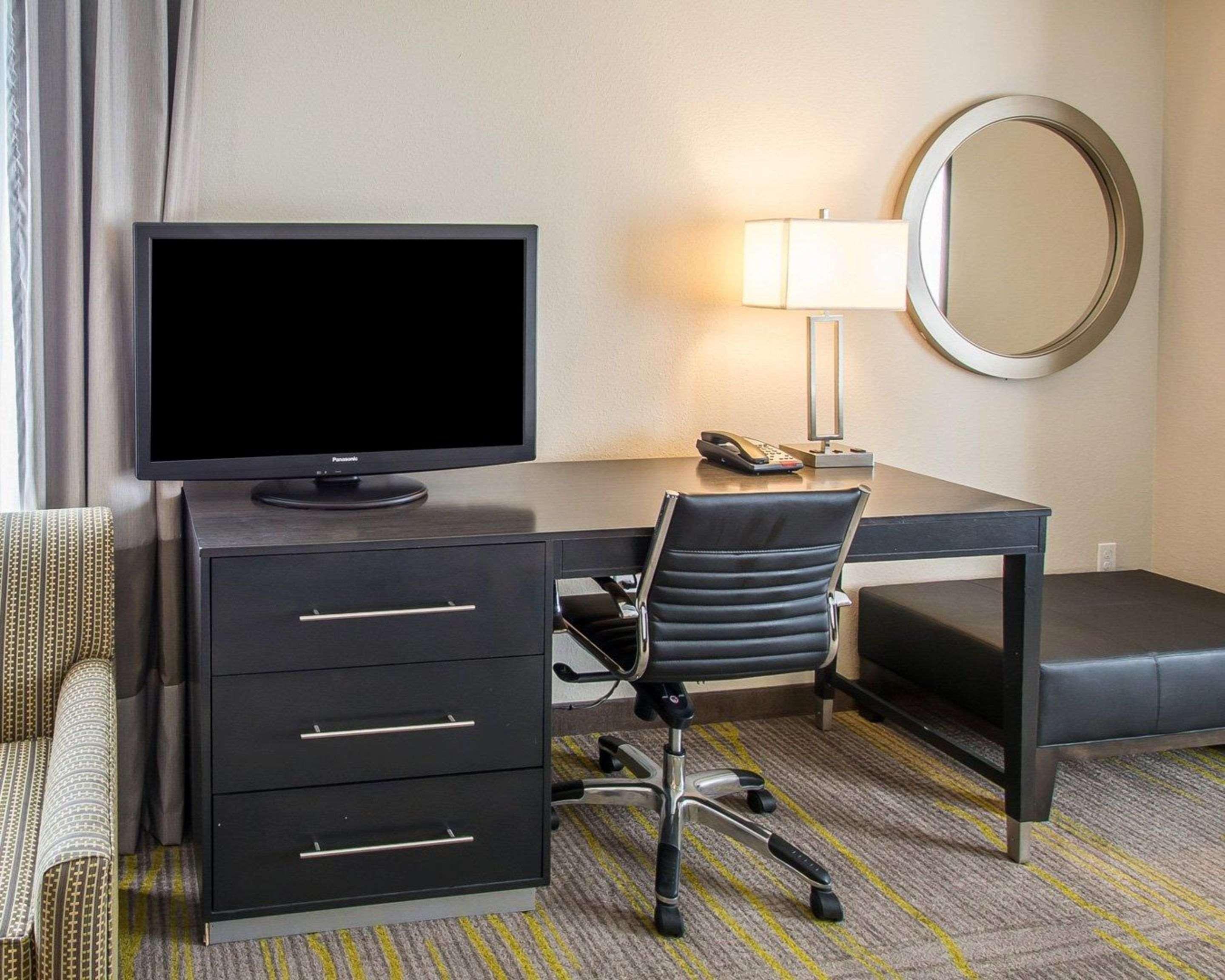 Comfort Miami Airport North Hotel 3*
