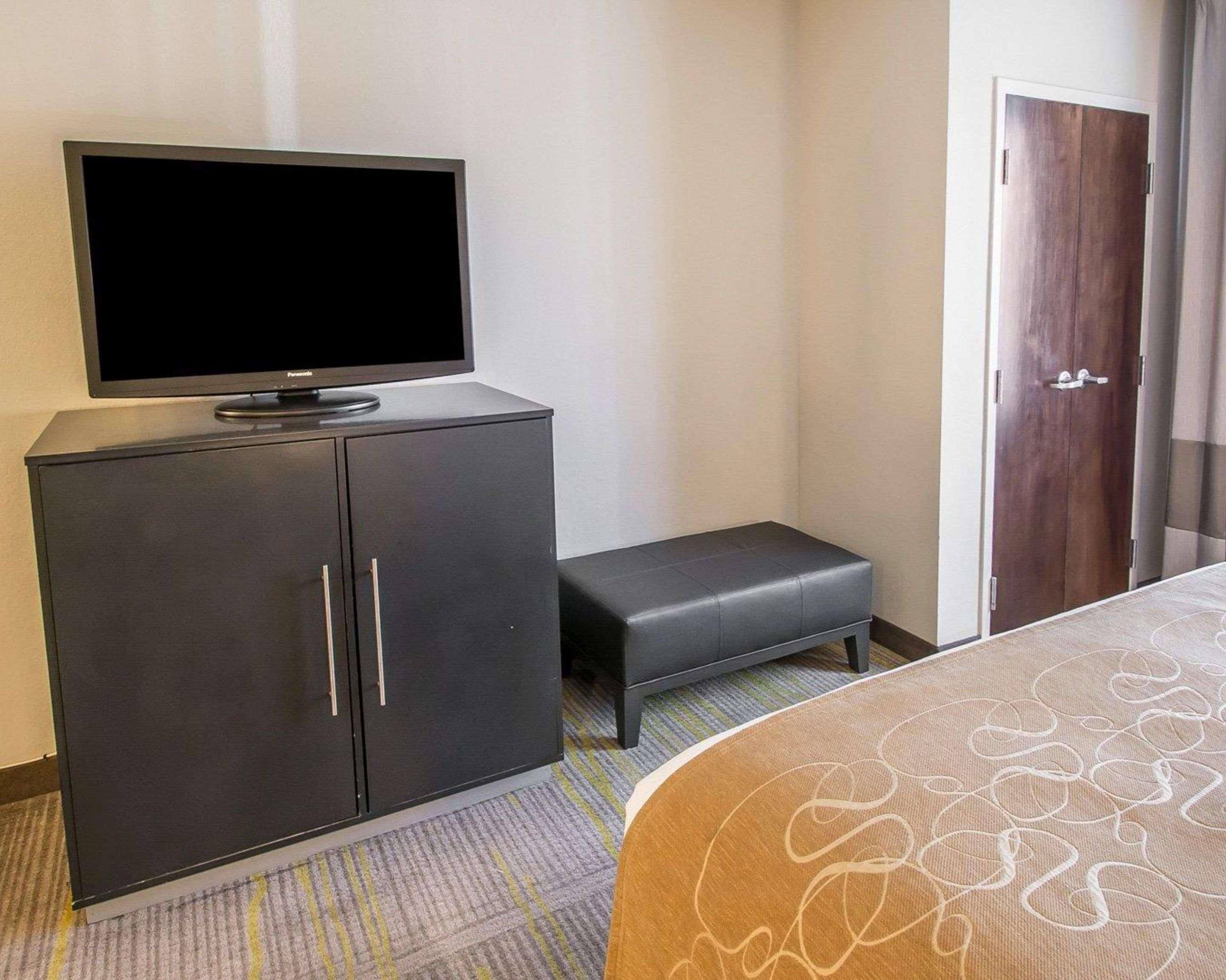 Comfort Miami Airport North Hotel 3*