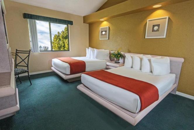 Westgate Town Center Resort *