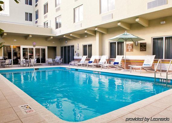 Comfort Miami Airport North Hotel 3*