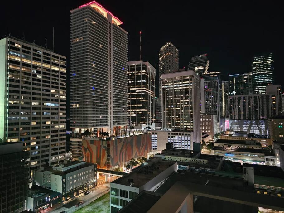 Apartment Downtown Elegance. 17th Floor Yotelpad