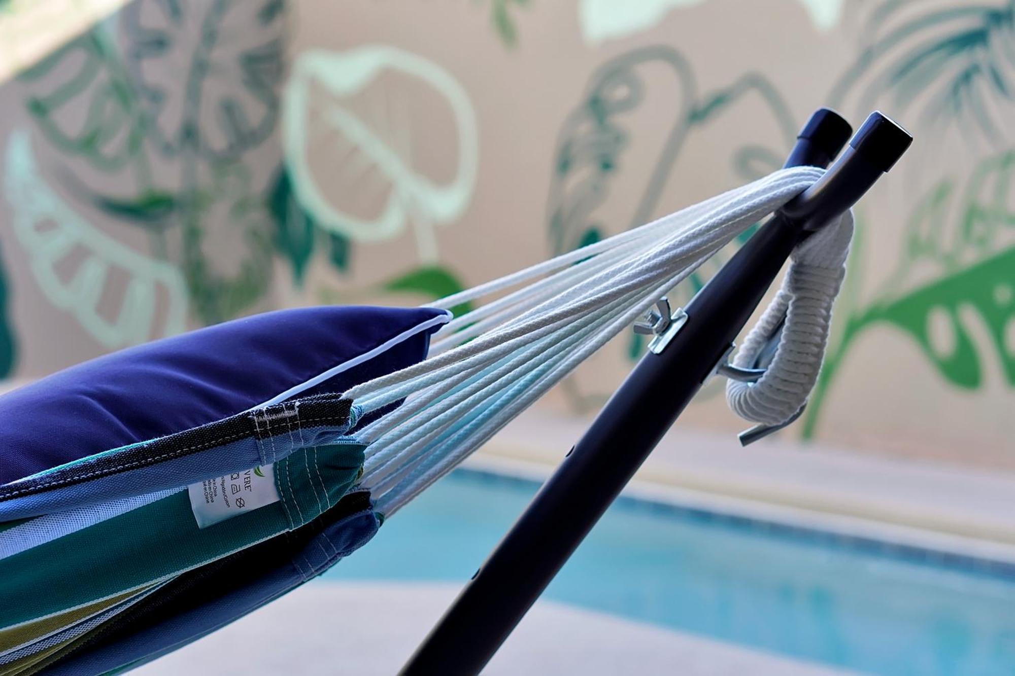 Storey Escape W/ Pool, Games & Water Park