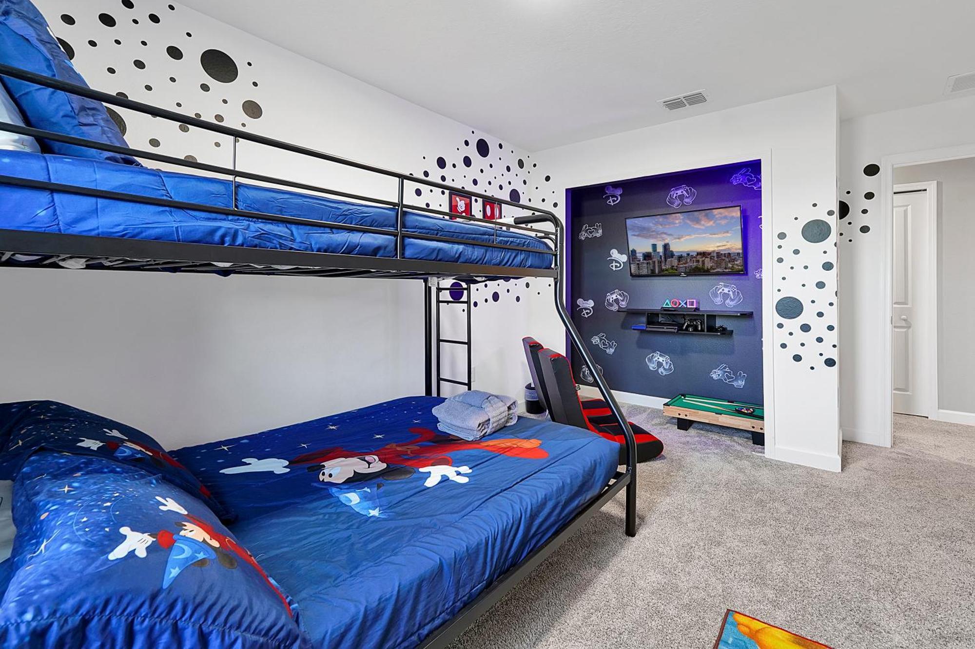 Storey Escape W/ Pool, Games & Water Park Holiday home *