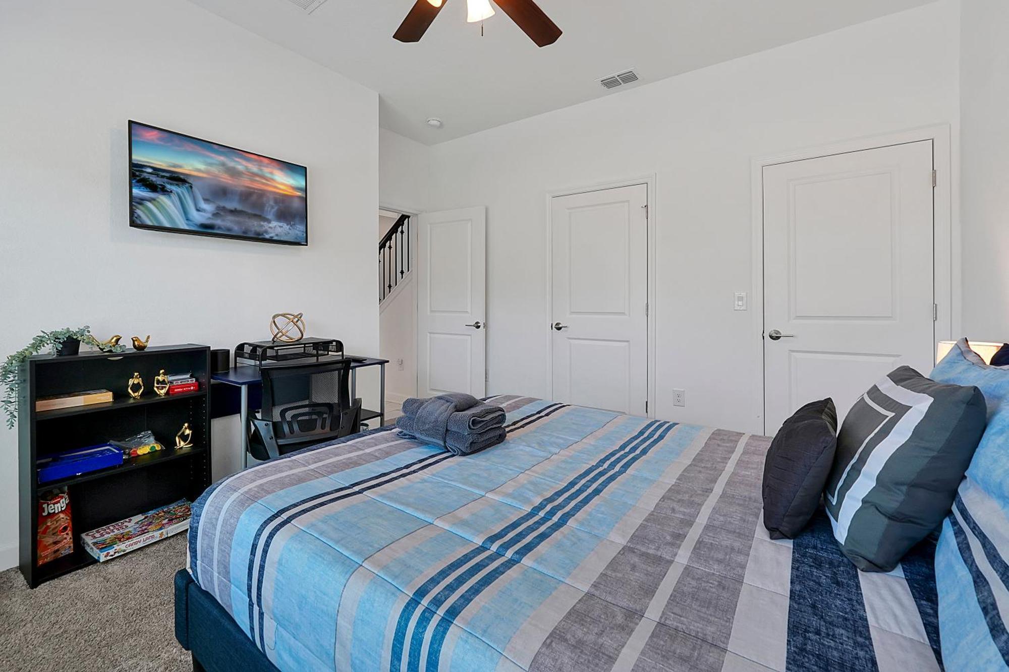 Storey Escape W/ Pool, Games & Water Park *