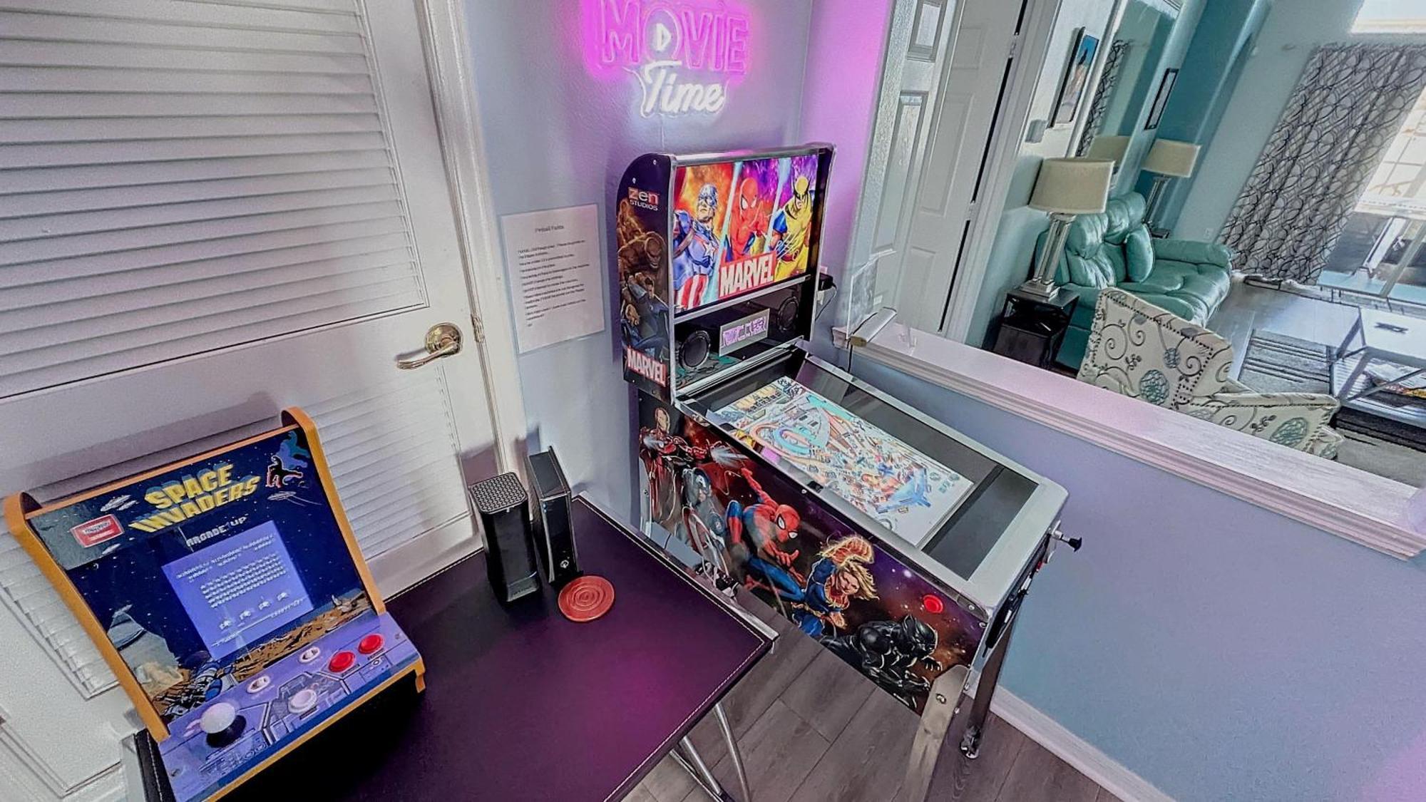Mickeys Movie House, 2 Masters, Pool And Spa Holiday home Orlando