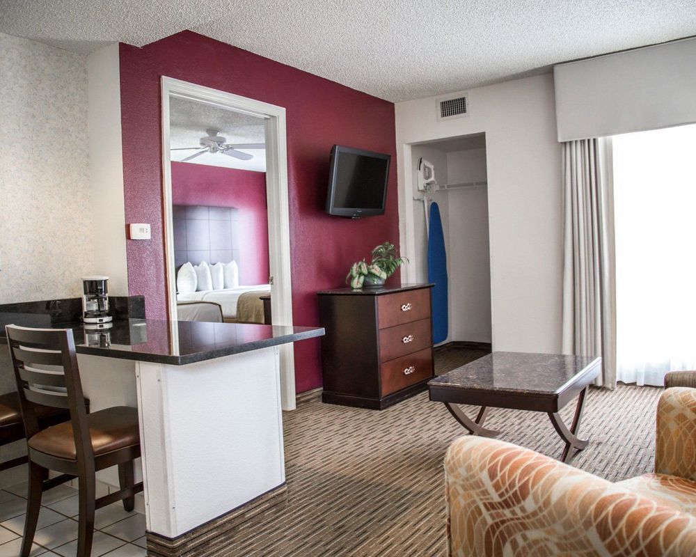 Surestay By Western Orlando Buena Vista Lake Buena Vista