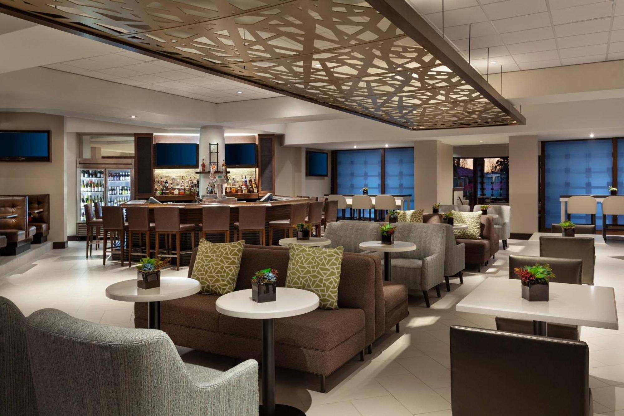 Marriott Airport Lakeside