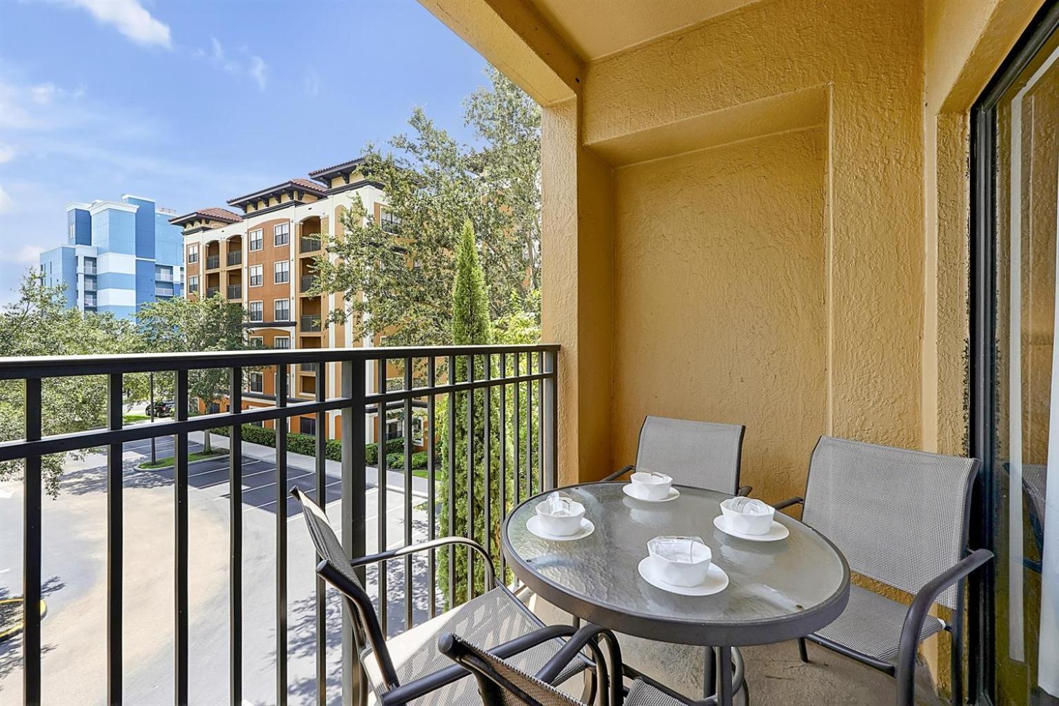 International Drive Luxury Apartment Orlando