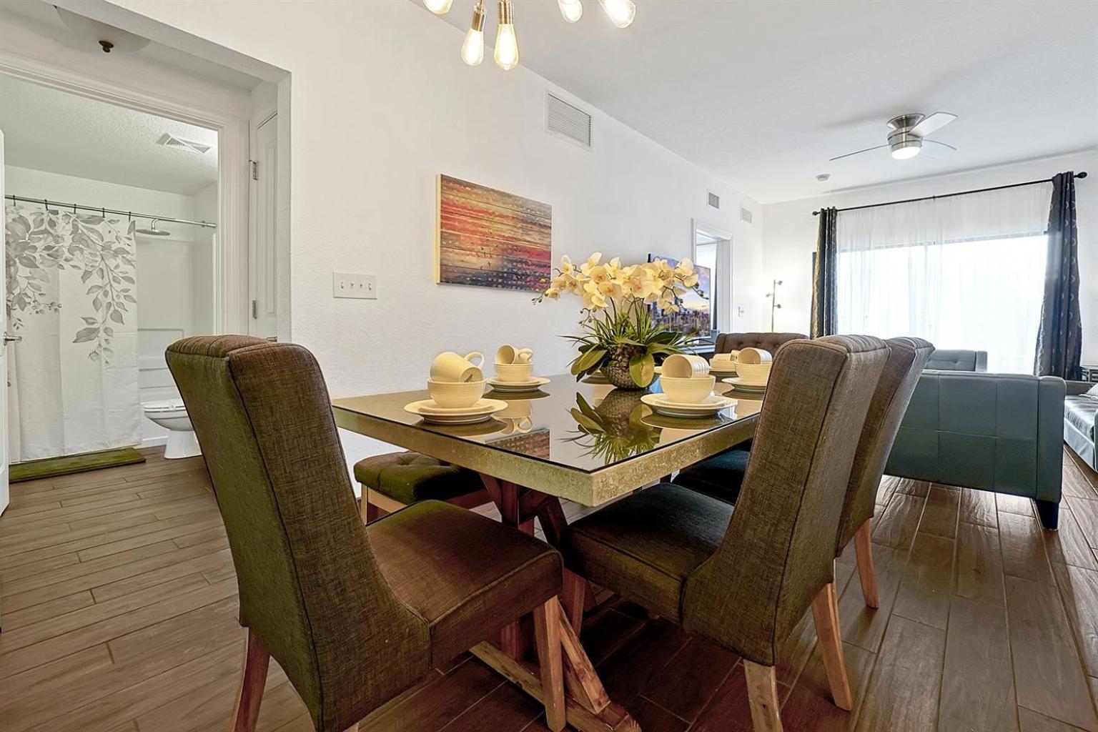 International Drive Luxury Apartment *