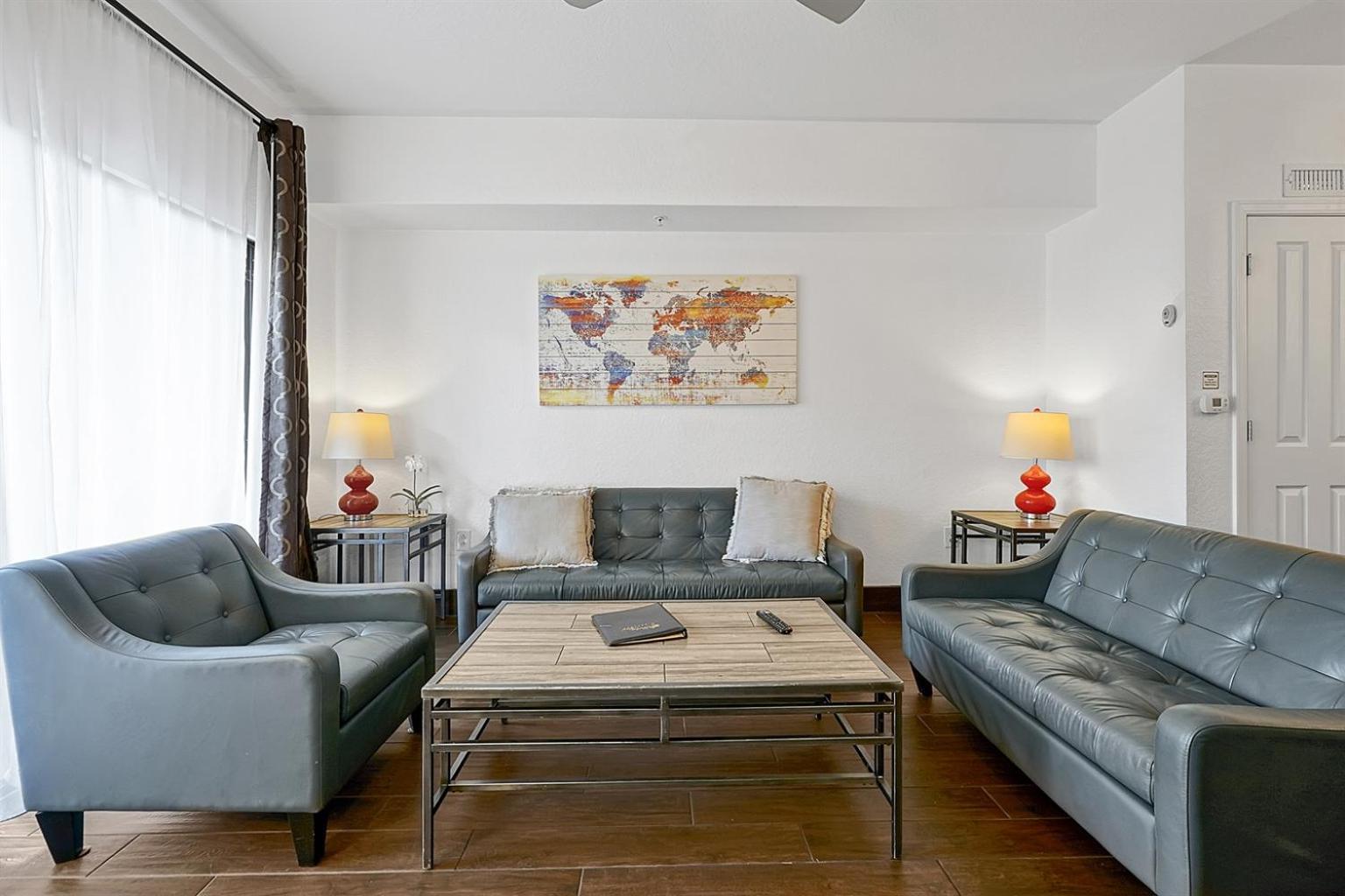 International Drive Luxury Apartment
