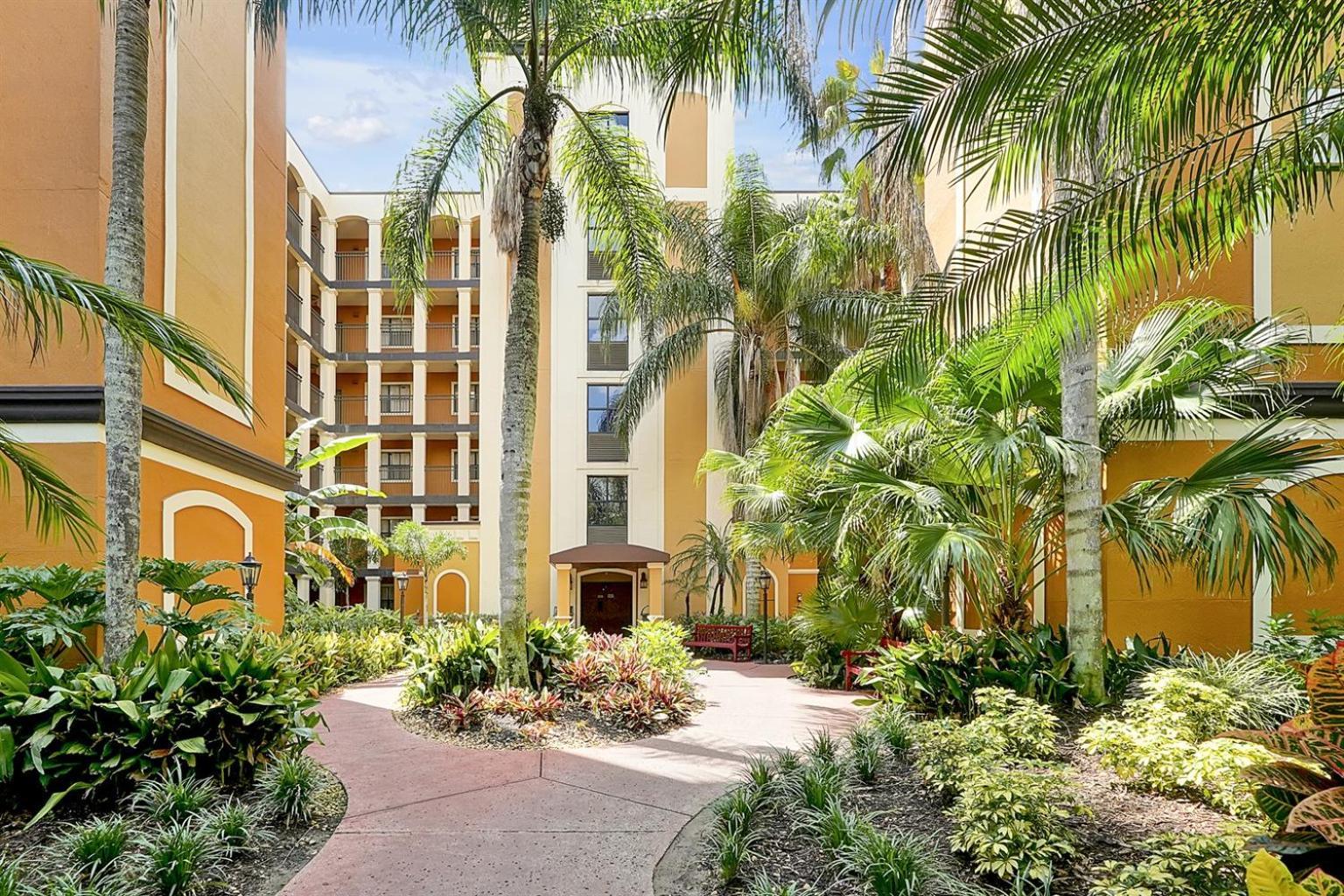 International Drive Luxury Apartment