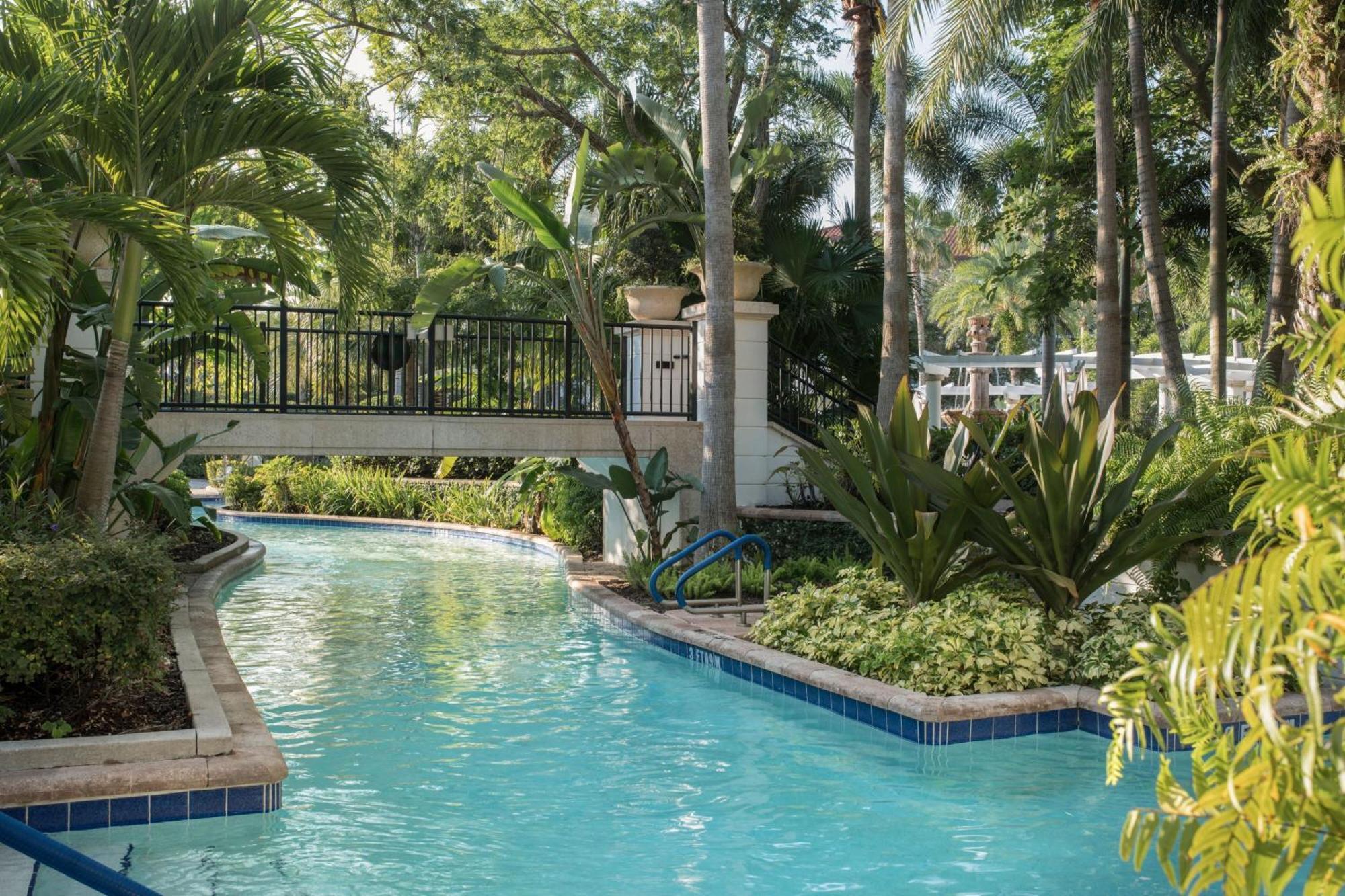 Marriott's Lakeshore Reserve Hotel