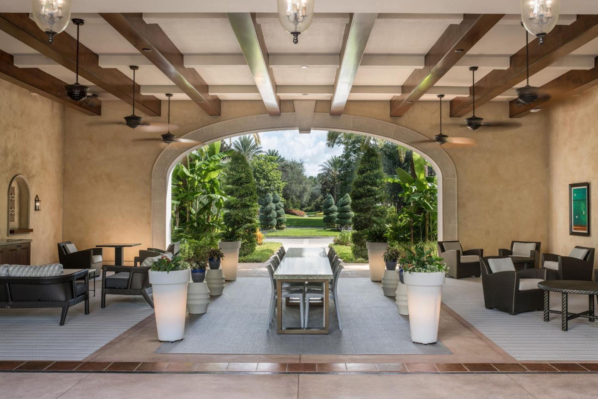 Marriott's Lakeshore Reserve Hotel