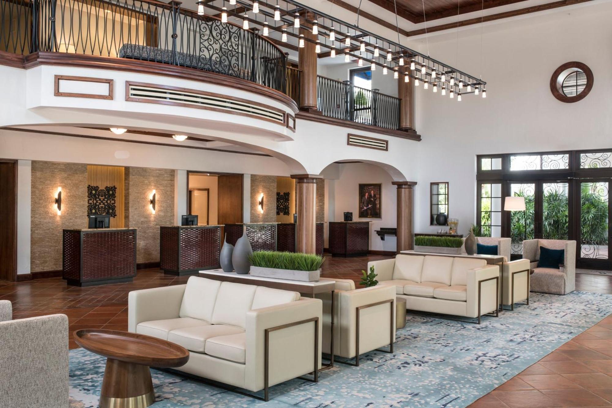 Marriott's Lakeshore Reserve Hotel