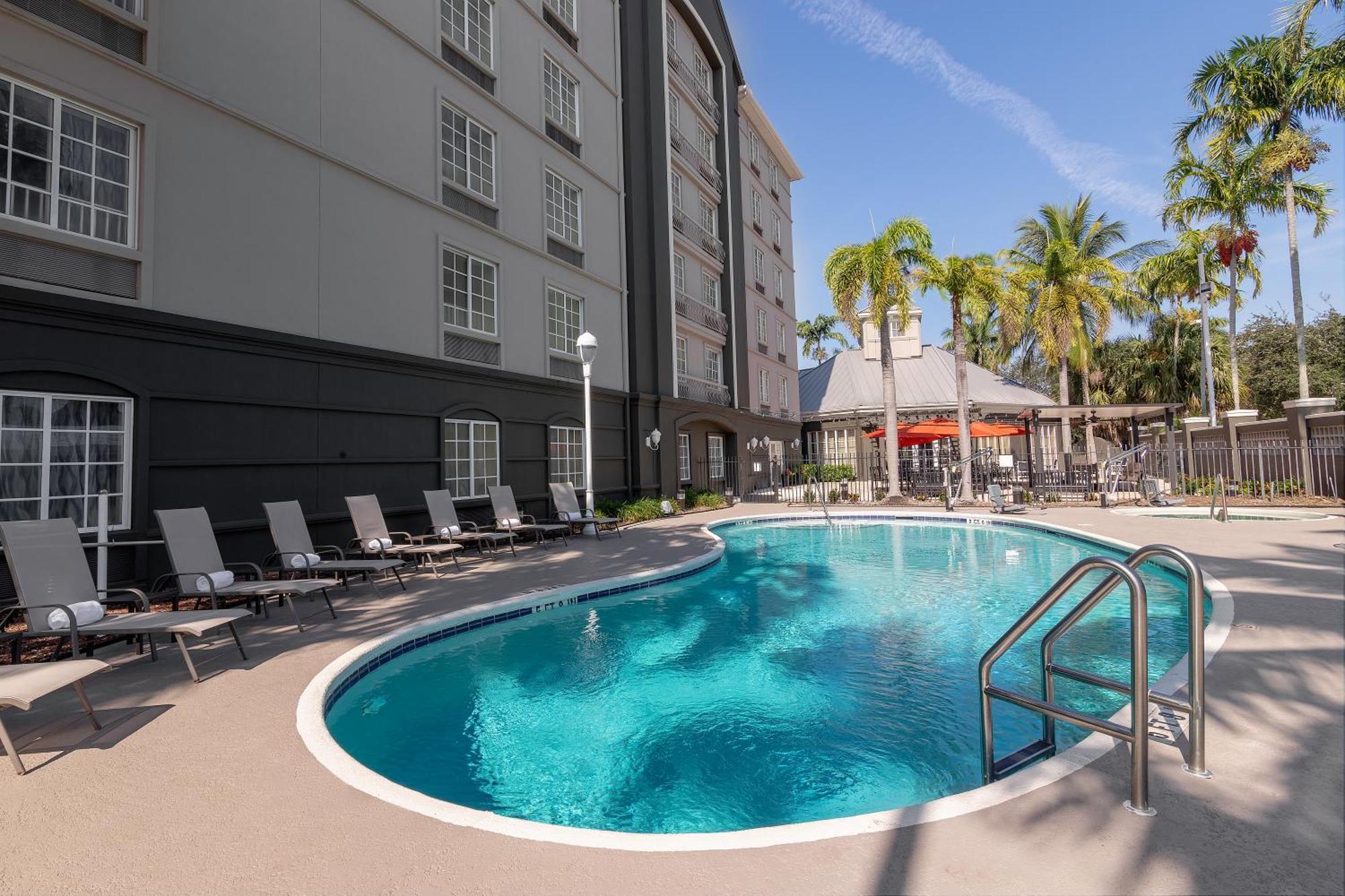 La Quinta By Wyndham Miami Airport West Hotel Sweetwater