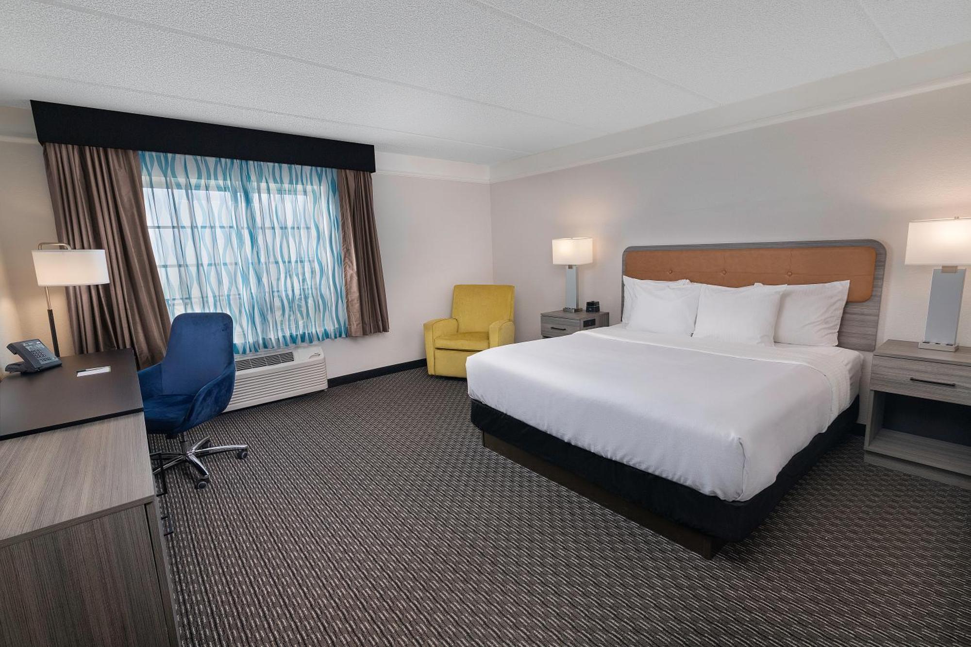 La Quinta By Wyndham Miami Airport West 3*