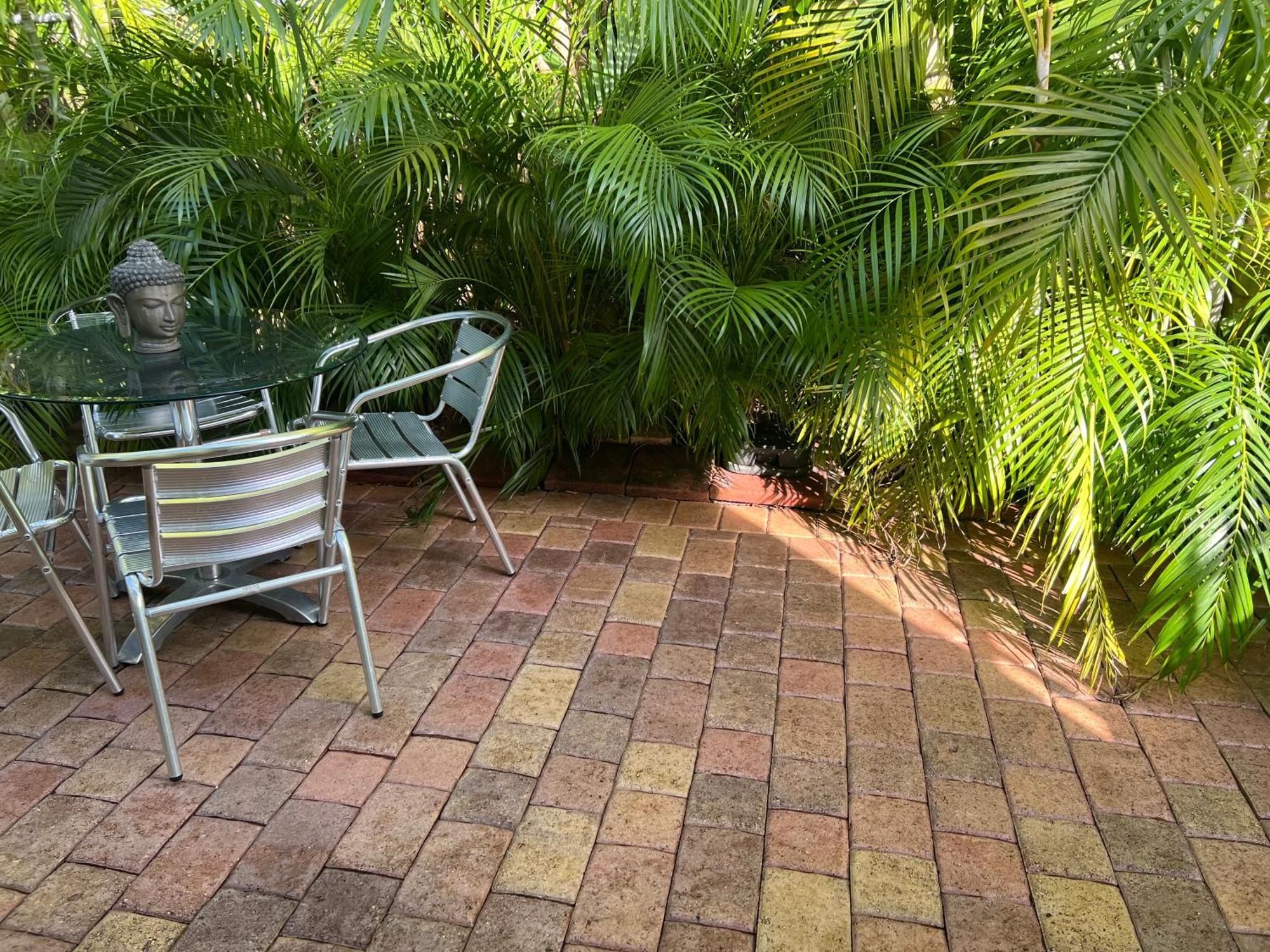Guest house Guilla