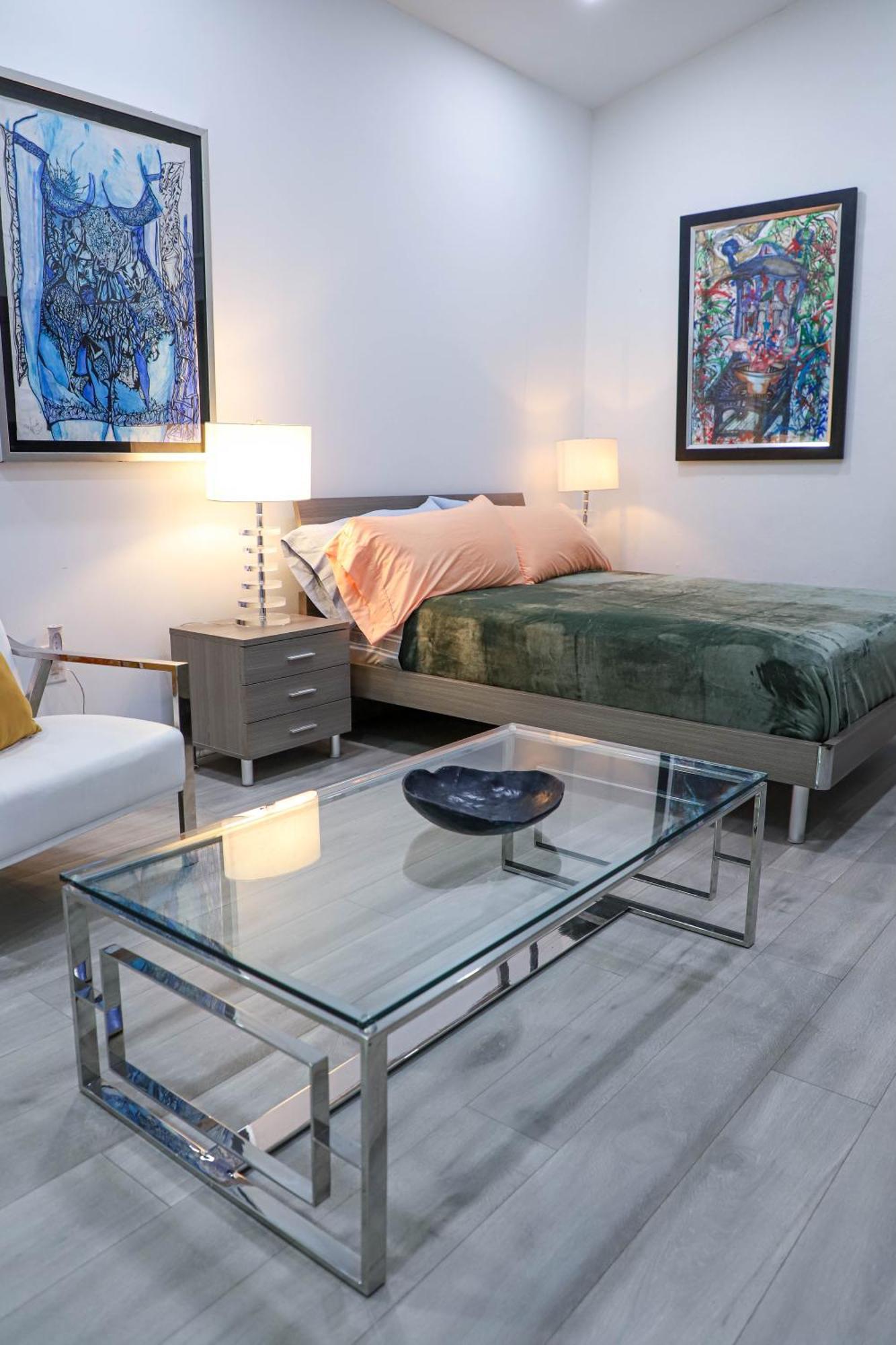 Guest house Guilla North Miami