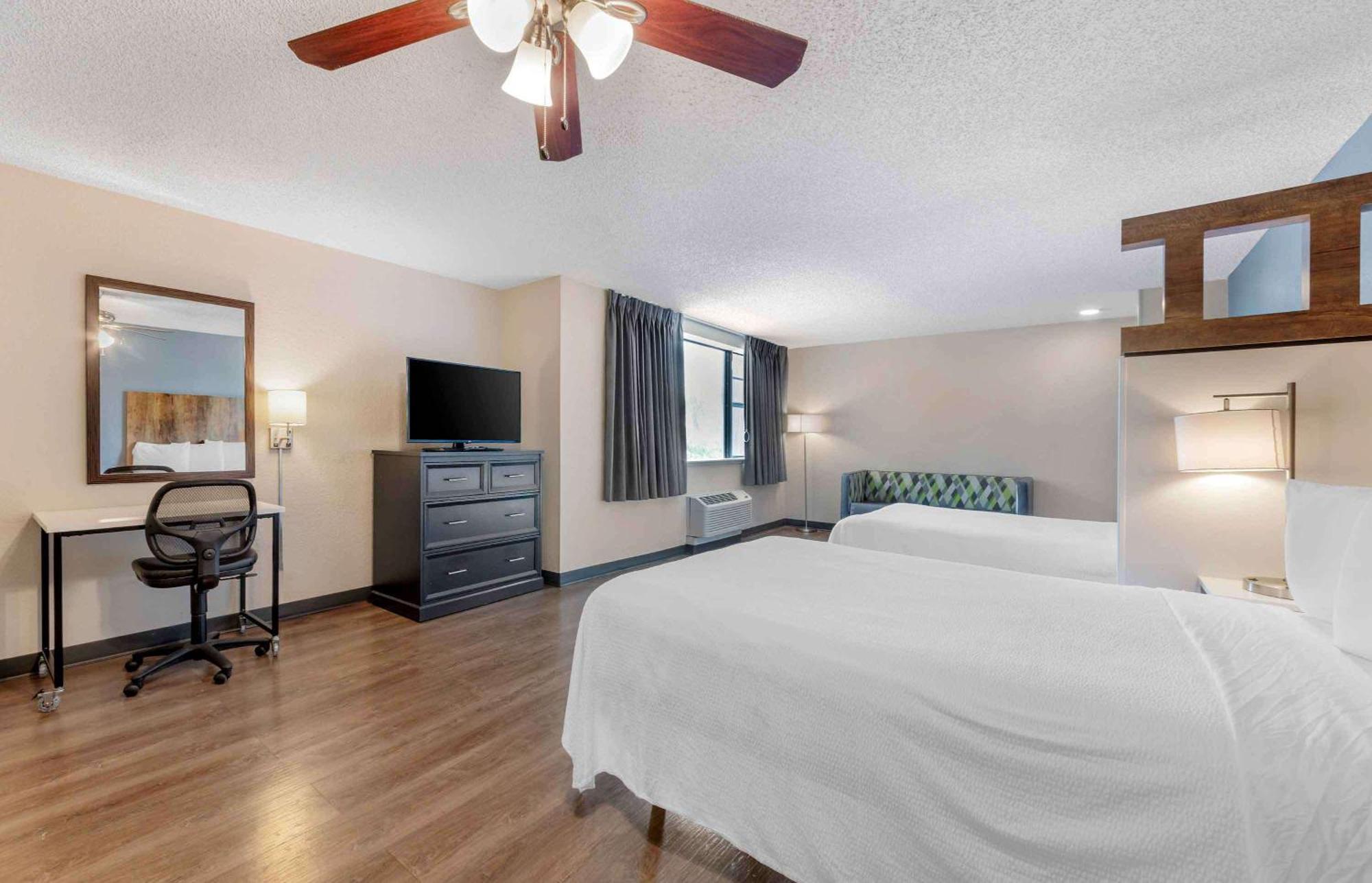 Extended America Premier - Miami - Airport - Doral - 87th Avenue South Hotel 2*