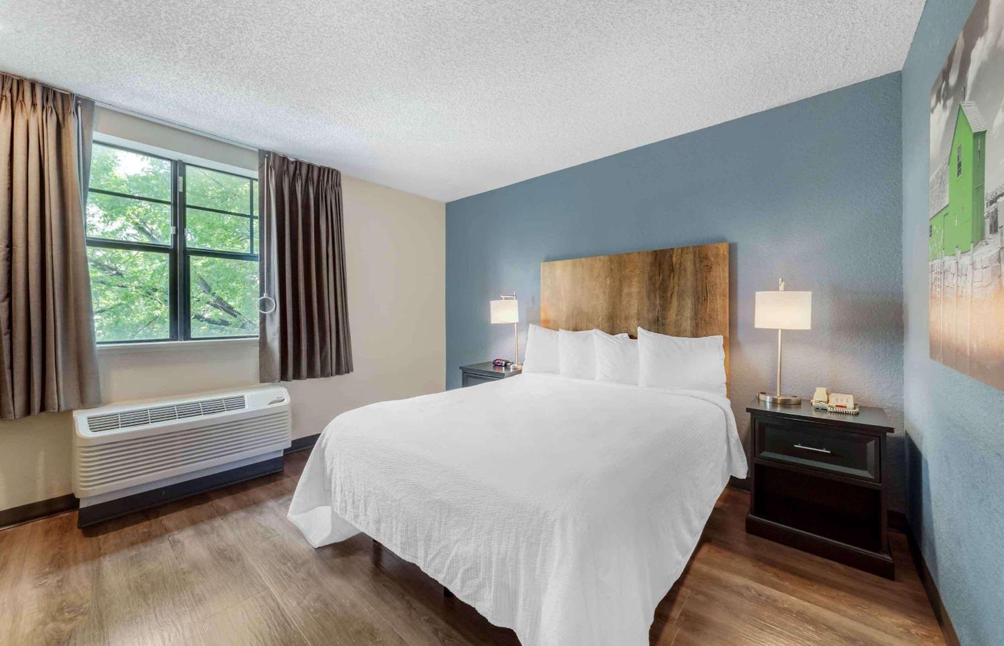 Extended America Premier - Miami - Airport - Doral - 87th Avenue South Hotel 2*