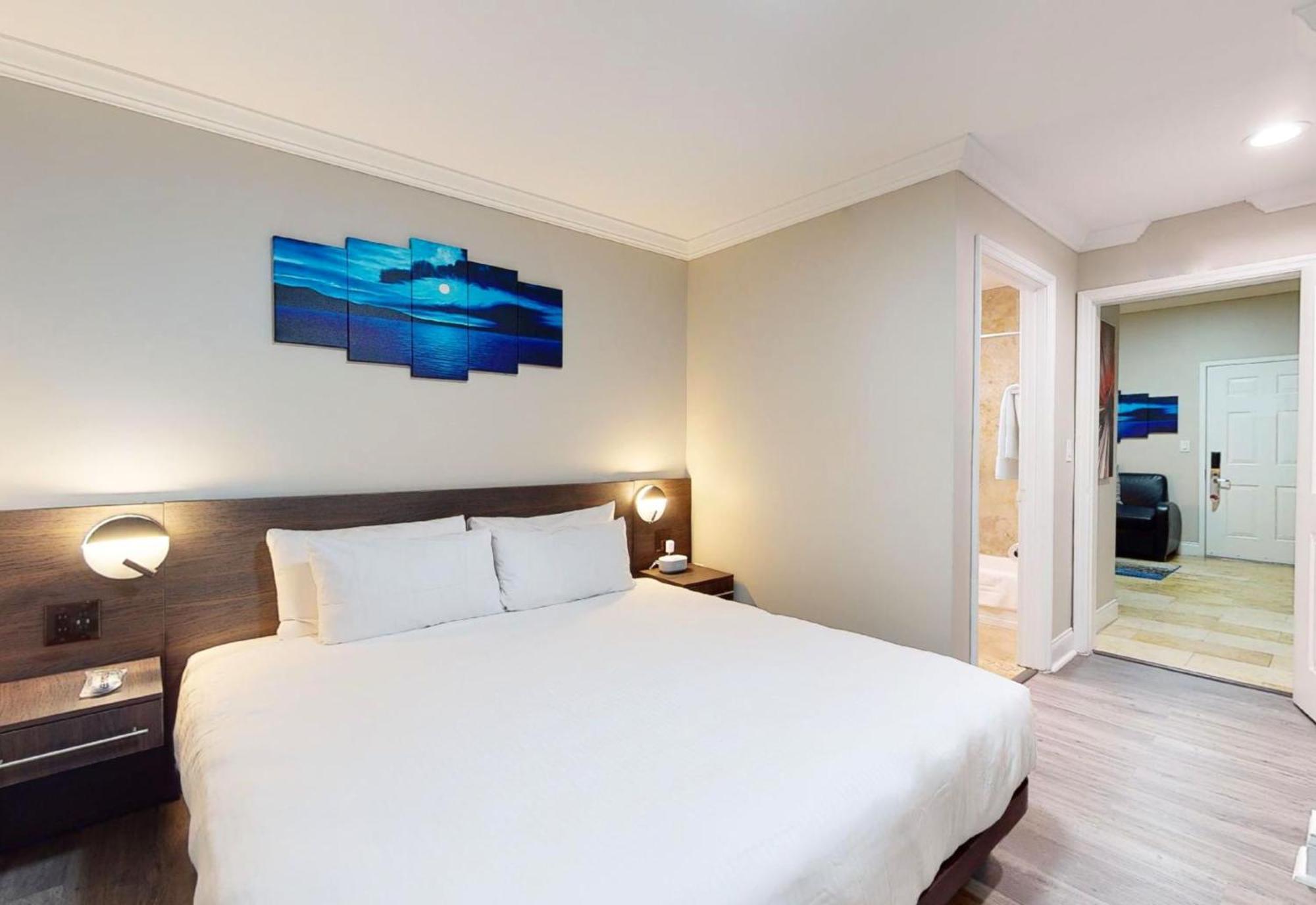 Nuvo - Miami Doral Hotel 4*