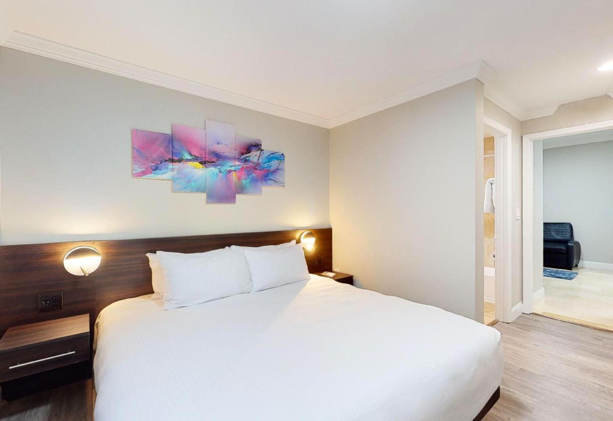 Nuvo - Miami Doral Hotel Sweetwater