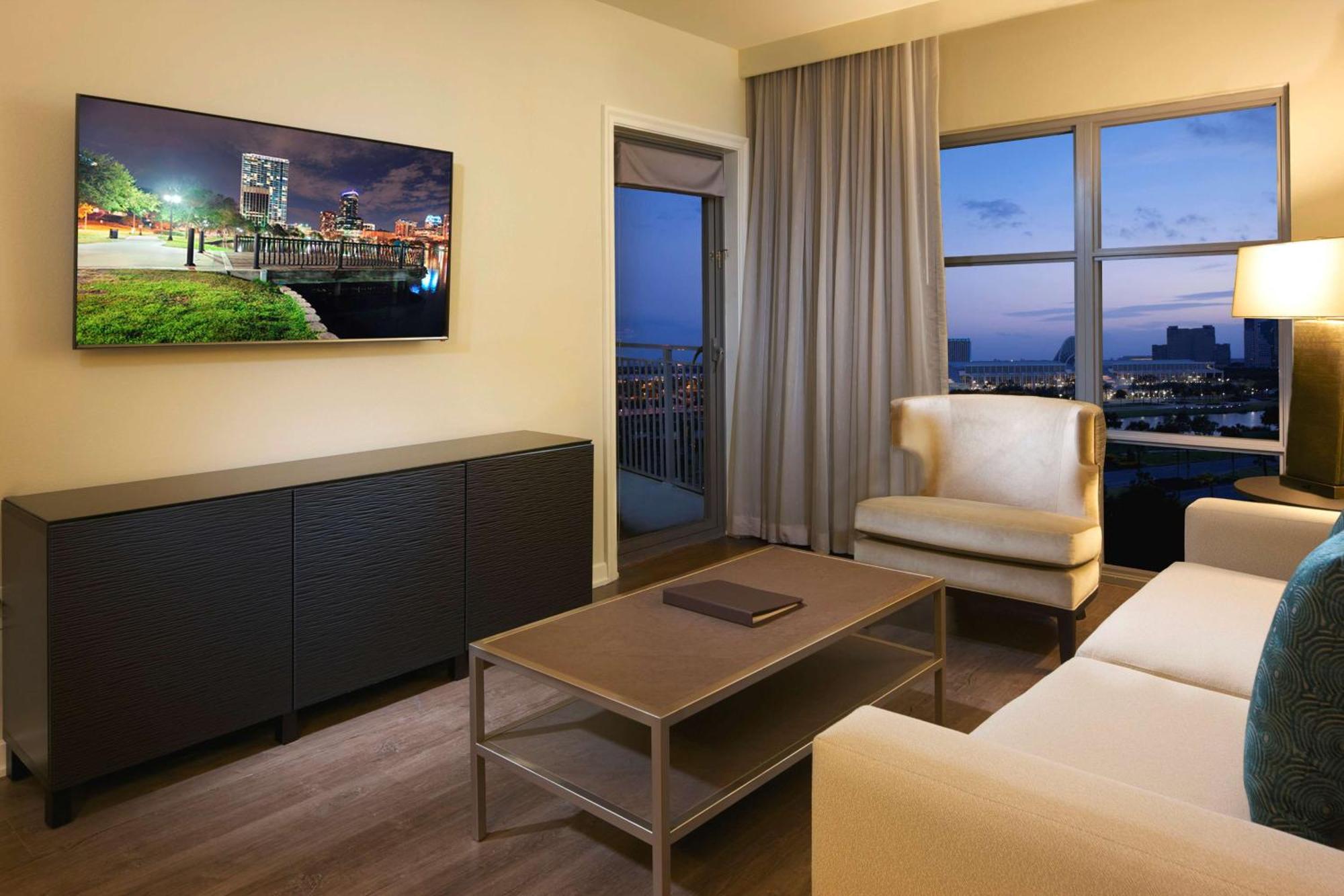 Hilton Grand Vacations Club Palmeras Orlando Resort Williamsburg
