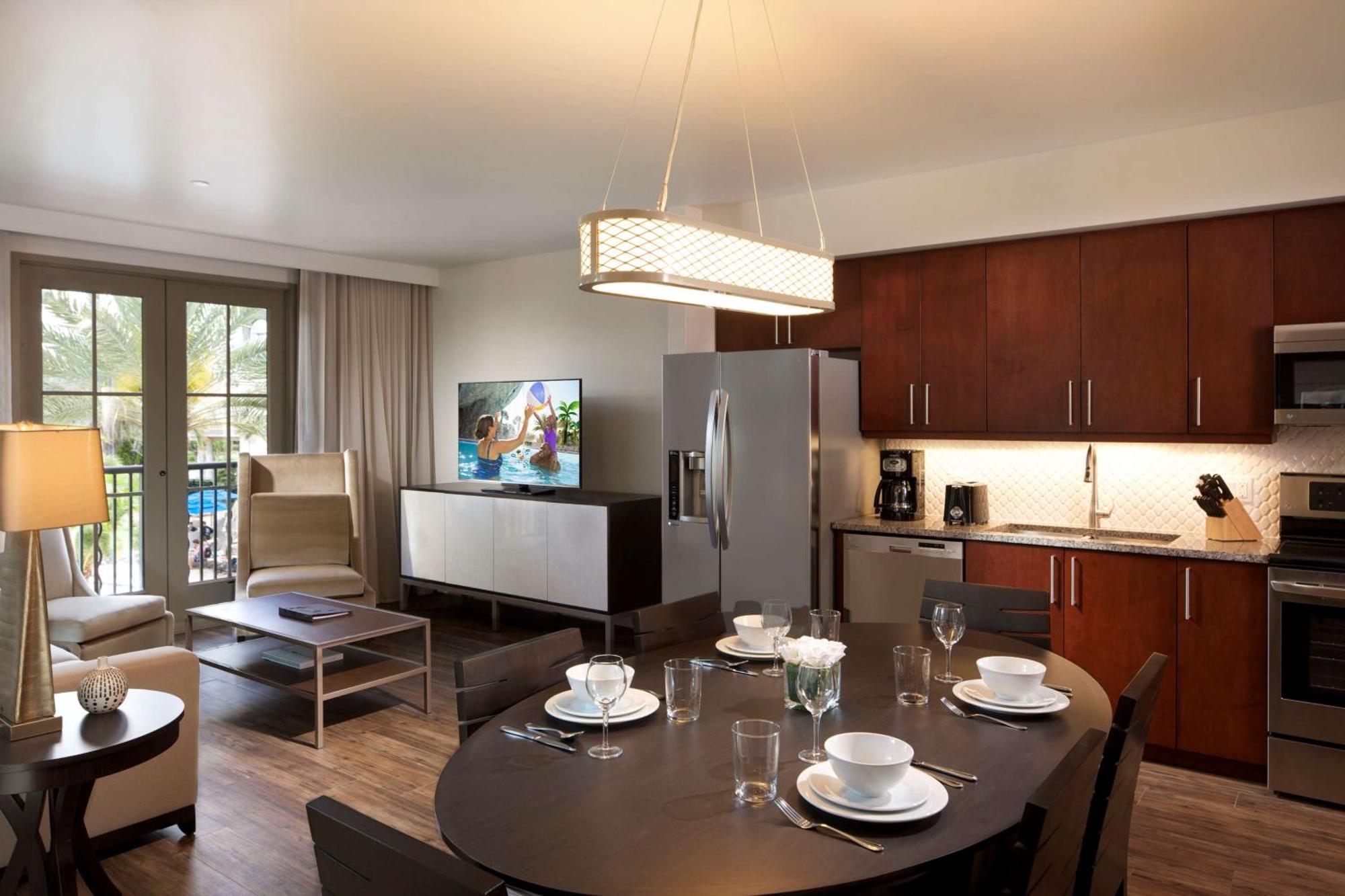 Hilton Grand Vacations Club Palmeras Orlando Resort