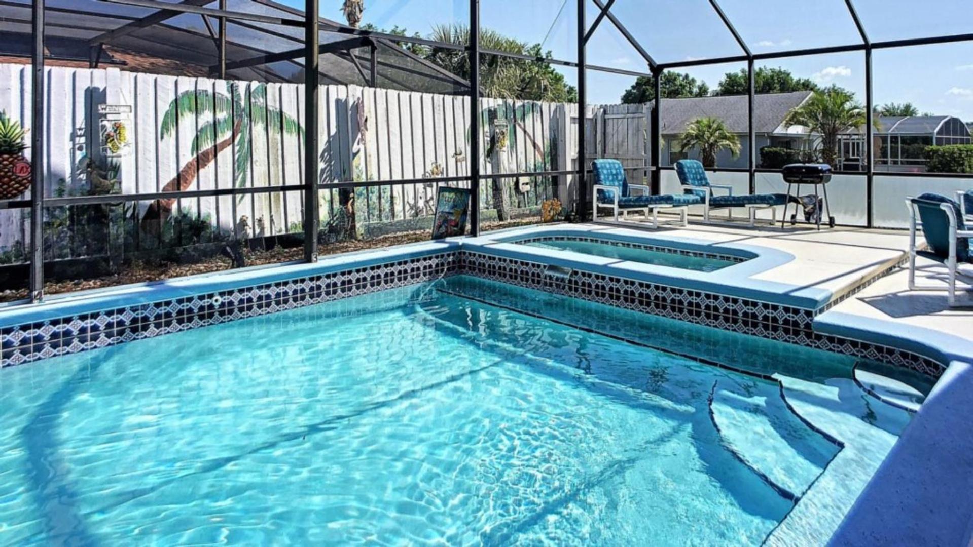 Holiday home Mickeys Movie House, 2 Masters, Pool And Spa *