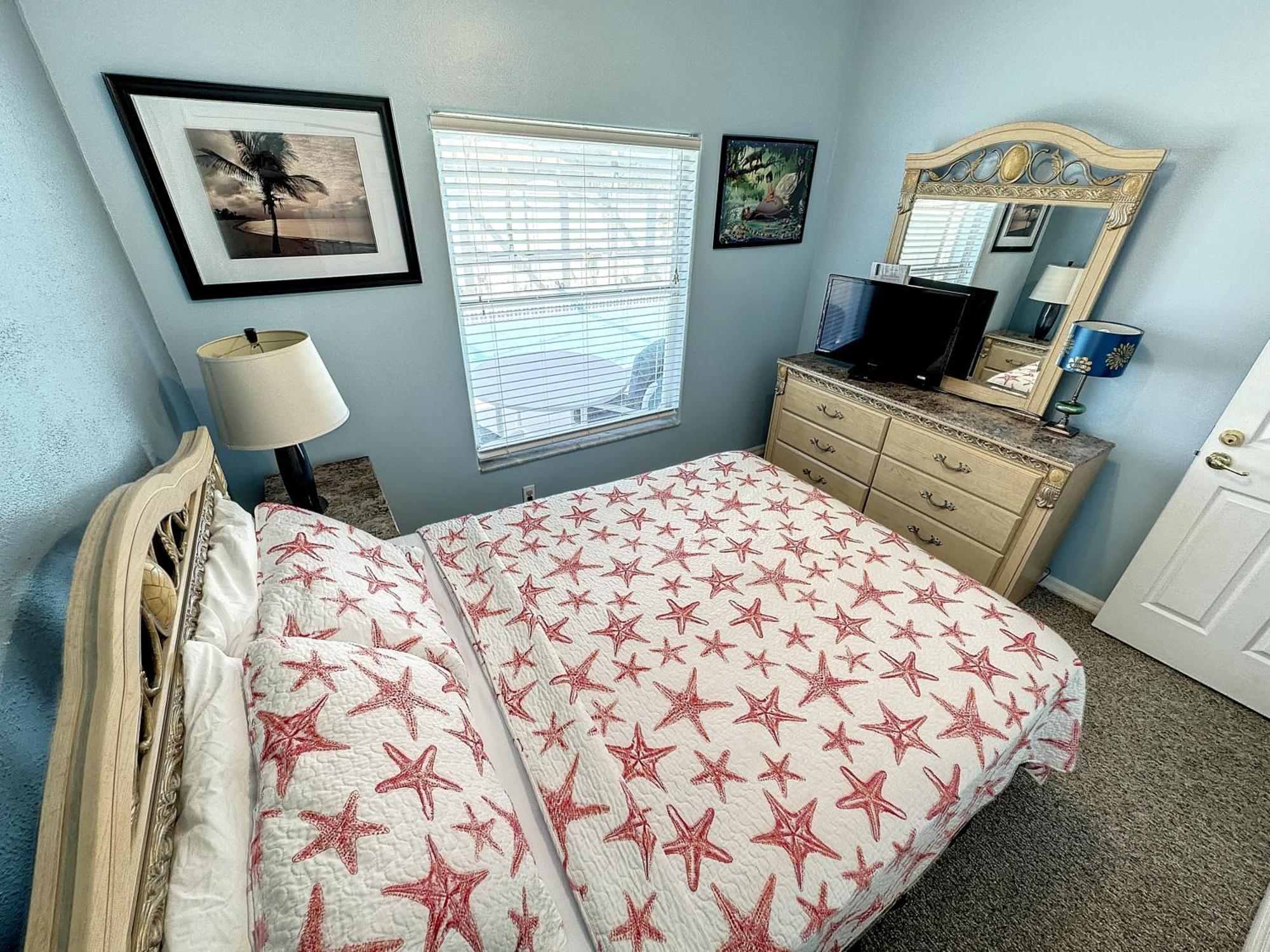 Mickeys Movie House, 2 Masters, Pool And Spa