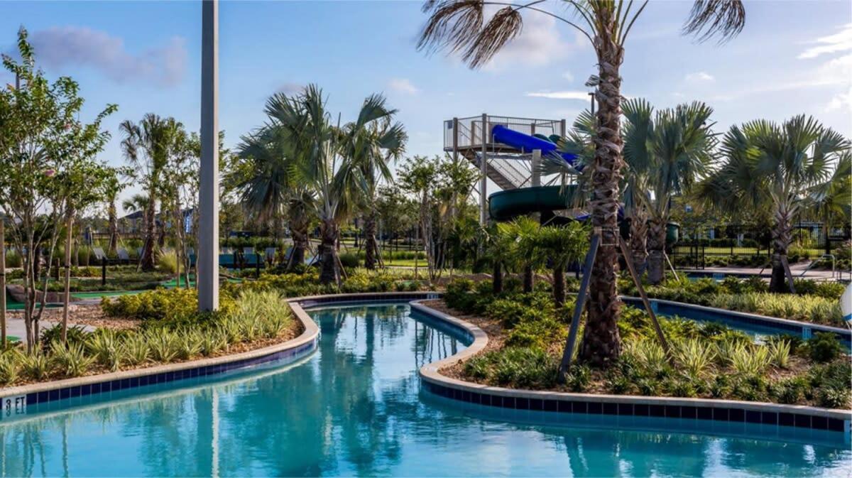Holiday home Amazing 8br W Theme Rms Game Theater Kissimmee