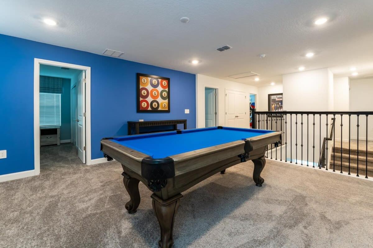 Holiday home Amazing 8br W Theme Rms Game Theater *