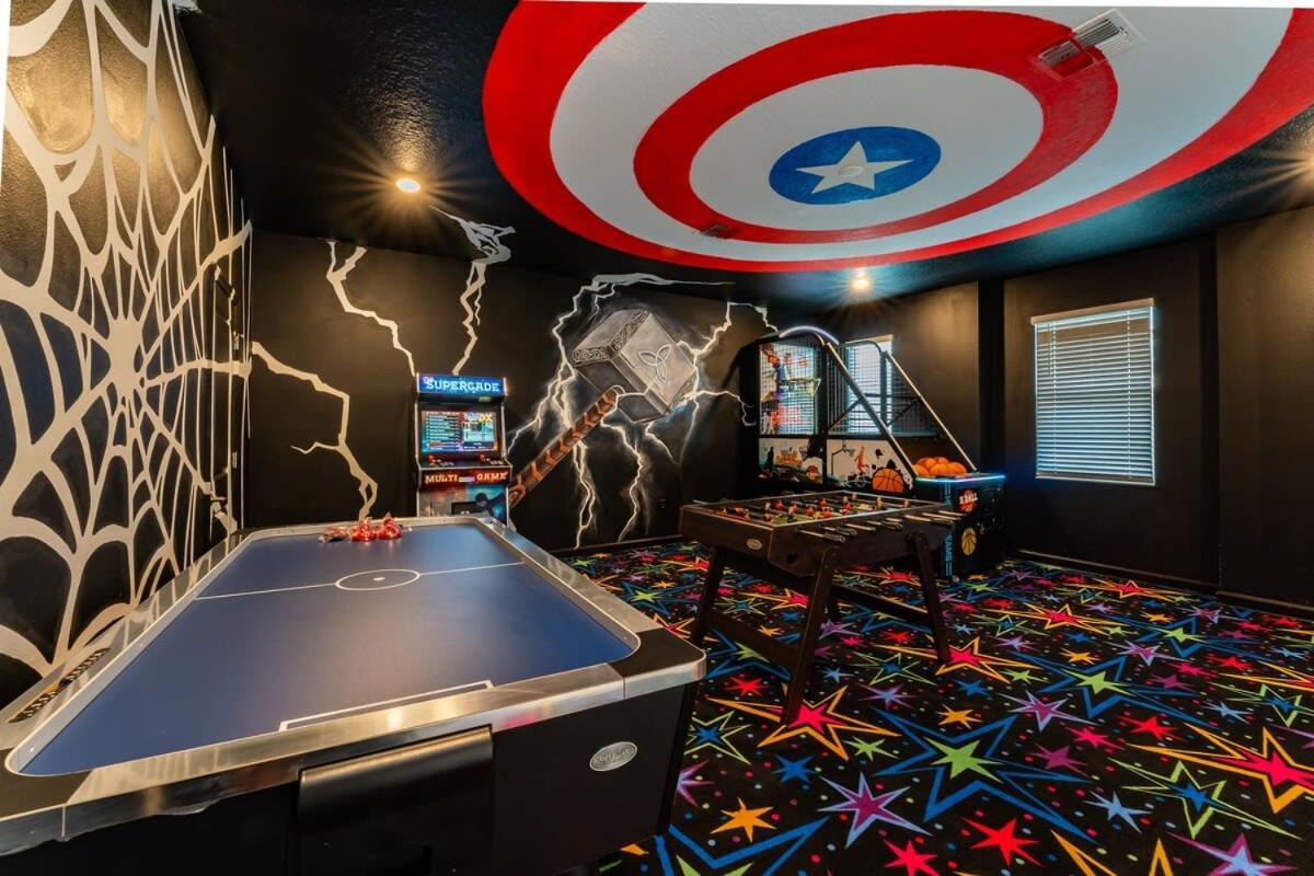Amazing 8br W Theme Rms Game Theater * Kissimmee