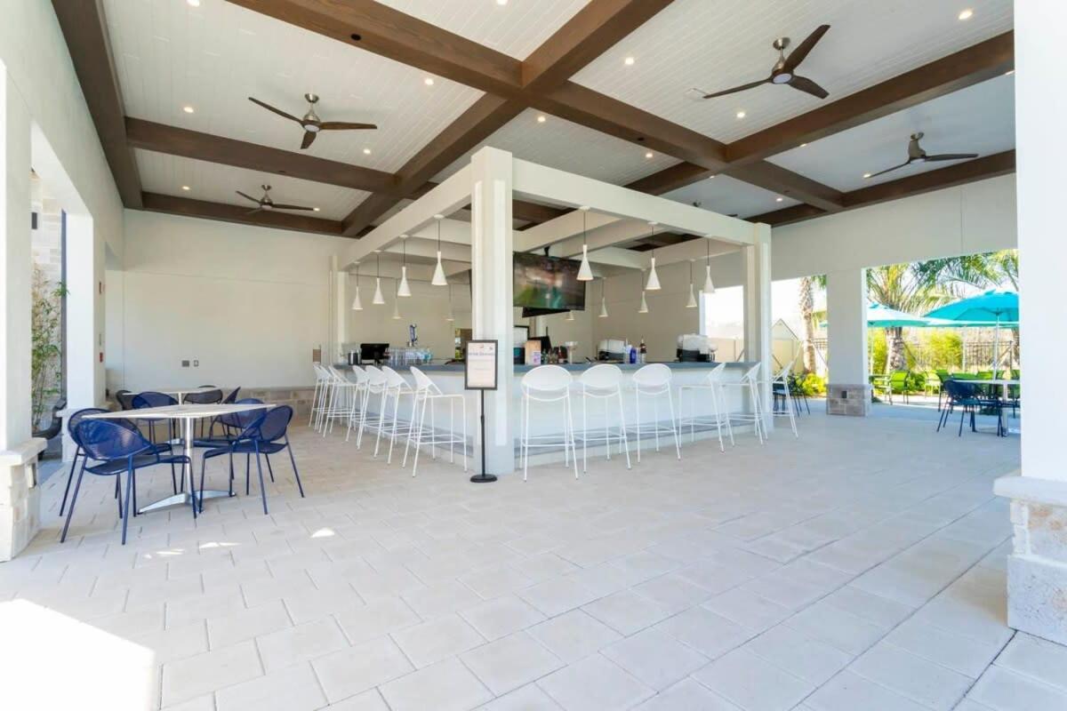 Marvelous 4bd W Pool Close To At Storey 2629 Holiday home Kissimmee